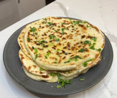 Cheese Naan
