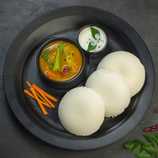 Idly mit Sambar