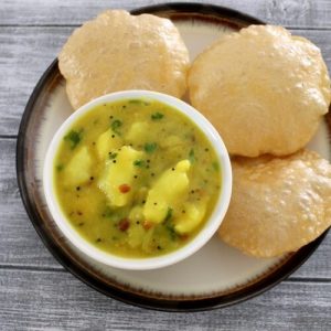Puri aloo masala